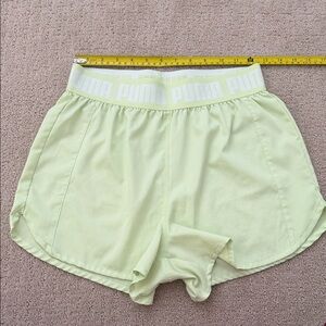 Puma Women's Pale Lime Elastic Waist Athletic Shorts